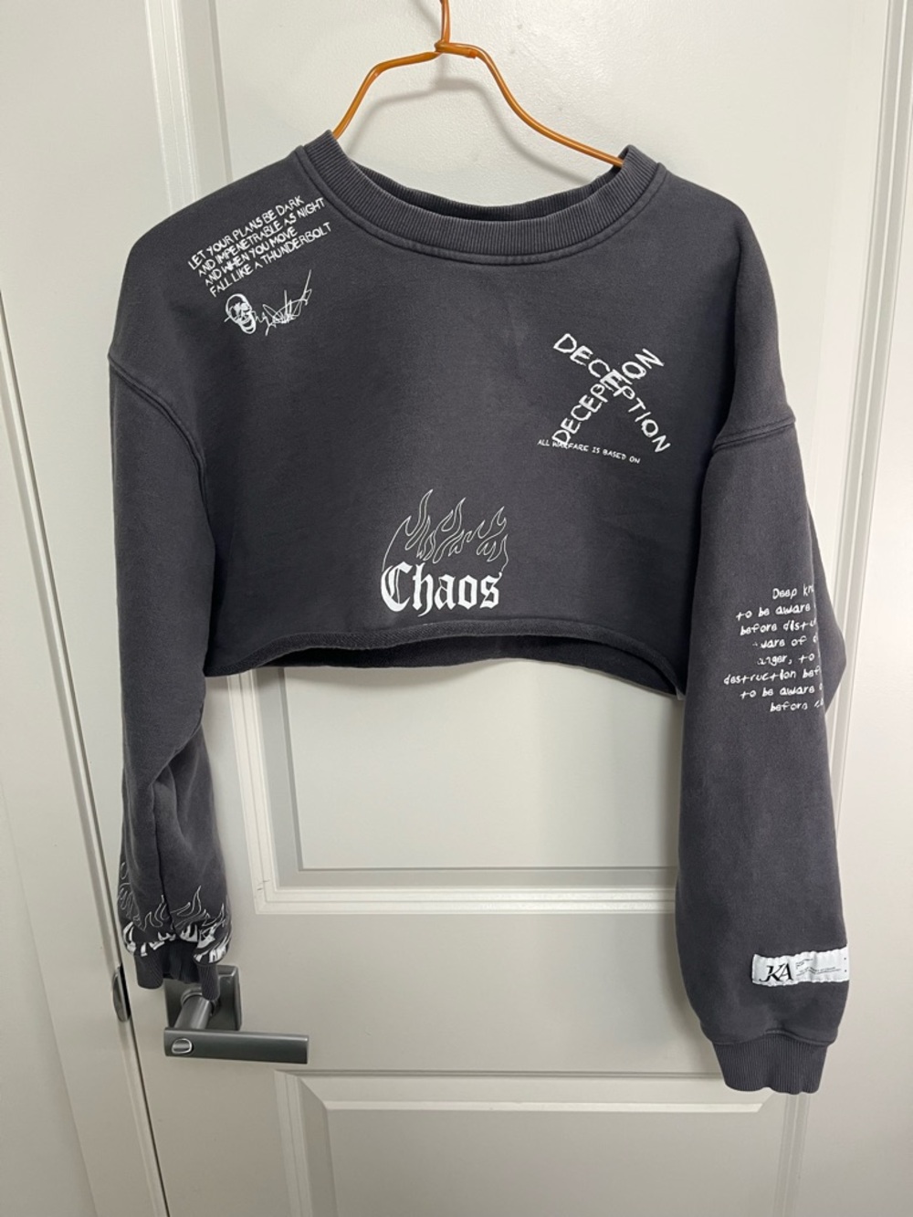 JK Attire Women's Art Of War Cropped  Sweatshirt in size S